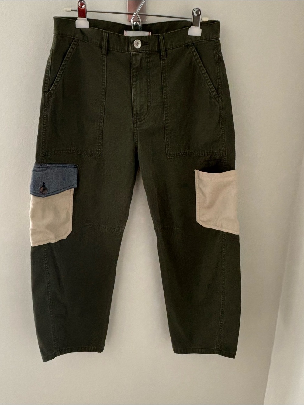 BDG Desert Curved Skate Pants Cargo Olive with Cream & Blue Patch Pockets - Picture 13 of 14